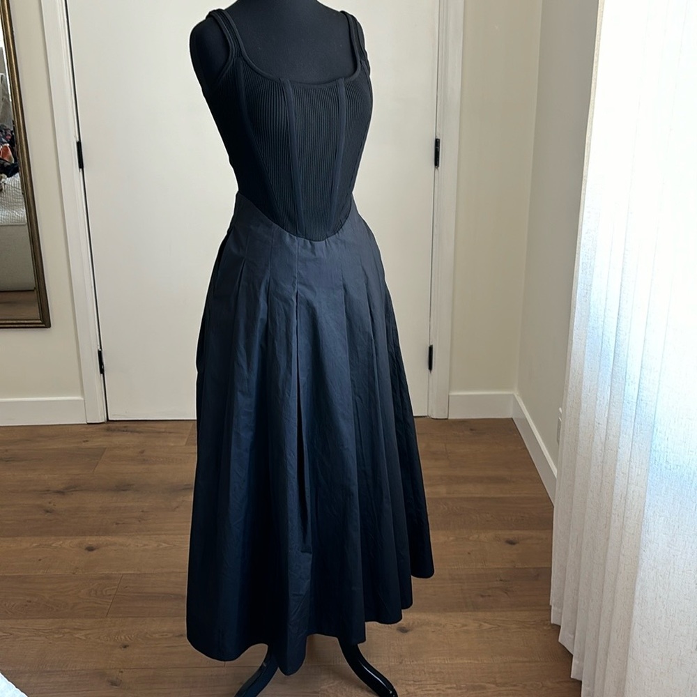 Black Sleeveless Midi Dress - Elegant Women's Dress